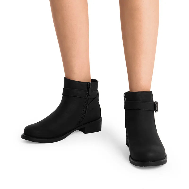 BLACK-NUBUCK