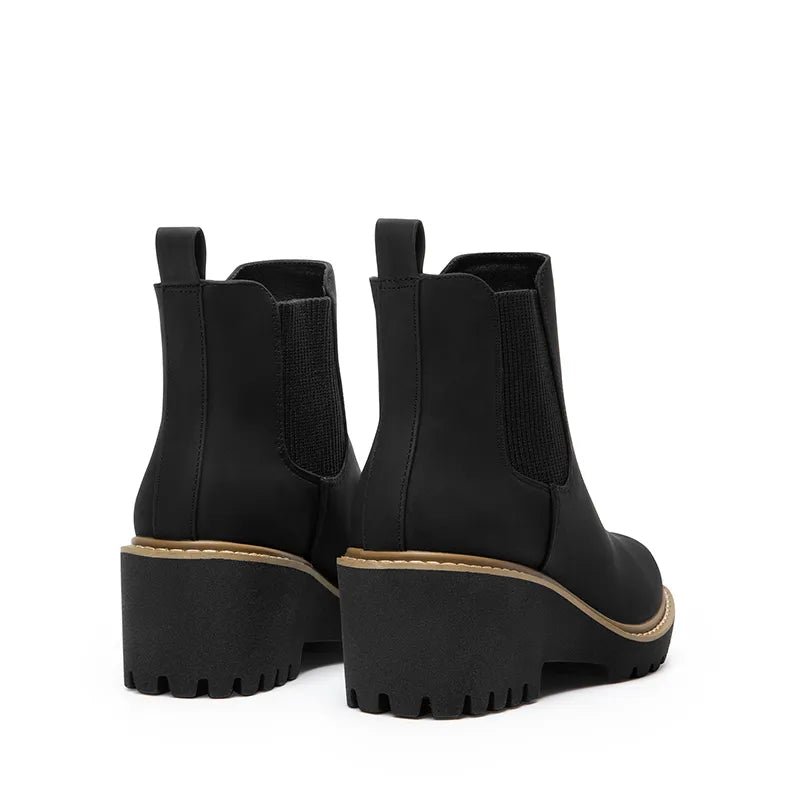 BLACK-NUBUCK
