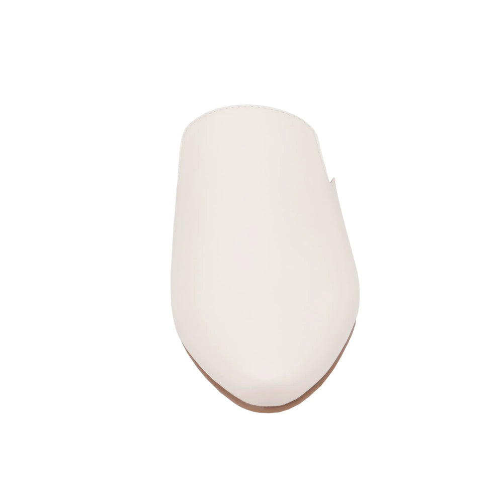 WHITE PU