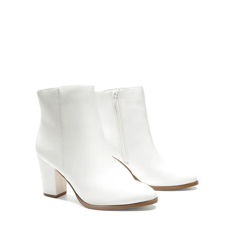 WHITE-PU